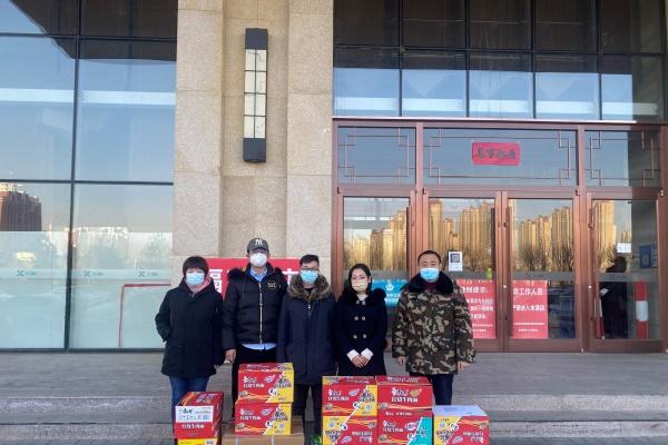 凝心聚力 抗擊疫情！內(nèi)蒙古才路人力資源服務(wù)有限公司向中共玉泉區(qū)委組織部捐贈(zèng)愛心物資